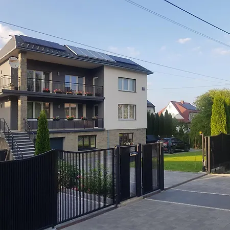 Gorski Z Basenem Apartment *